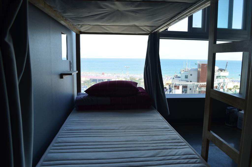 Moondong'S Hostel Busan Bagian luar foto