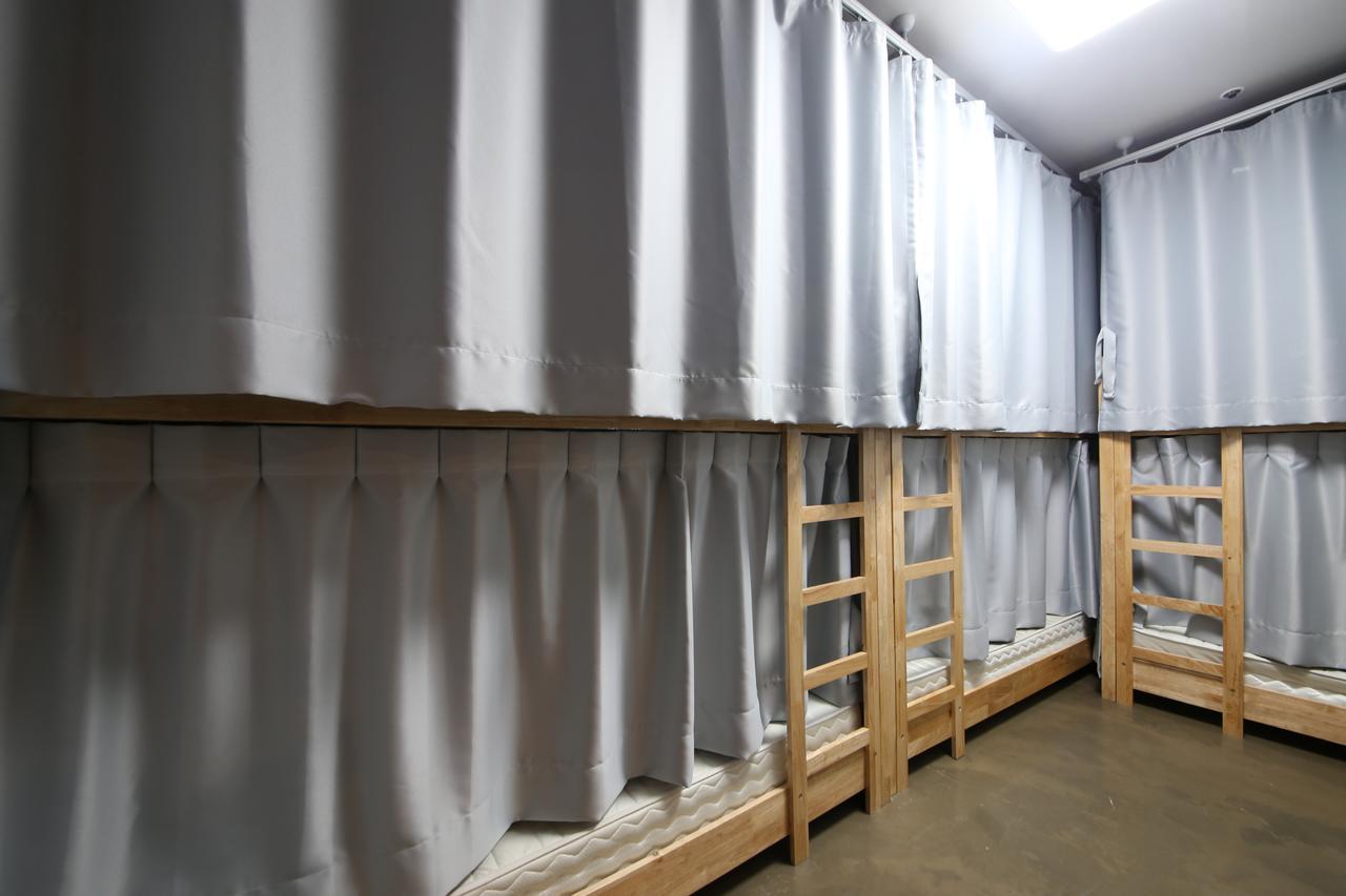 Moondong'S Hostel Busan Bagian luar foto
